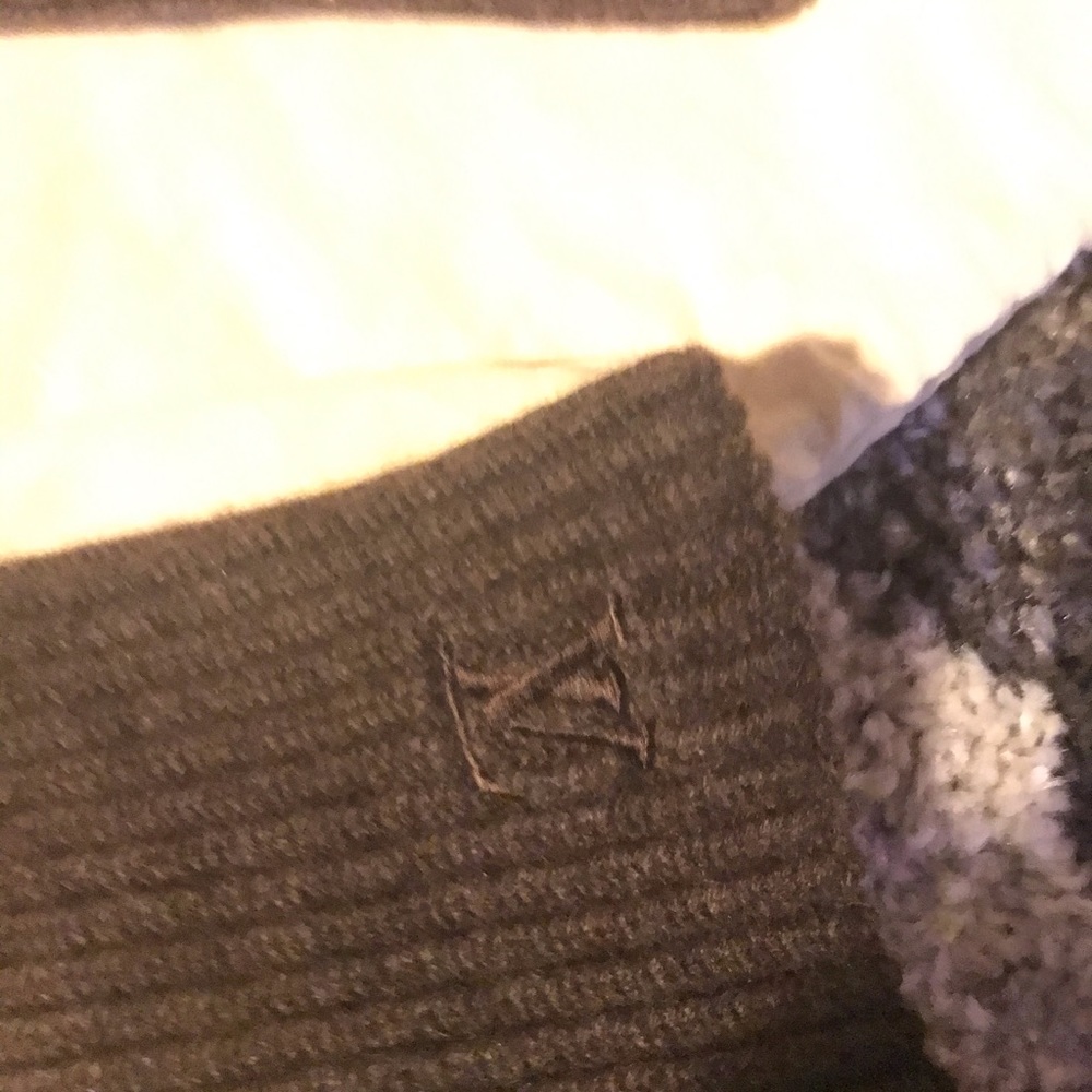 Price drop! Authentic LV shoe - Picture 6 of 8